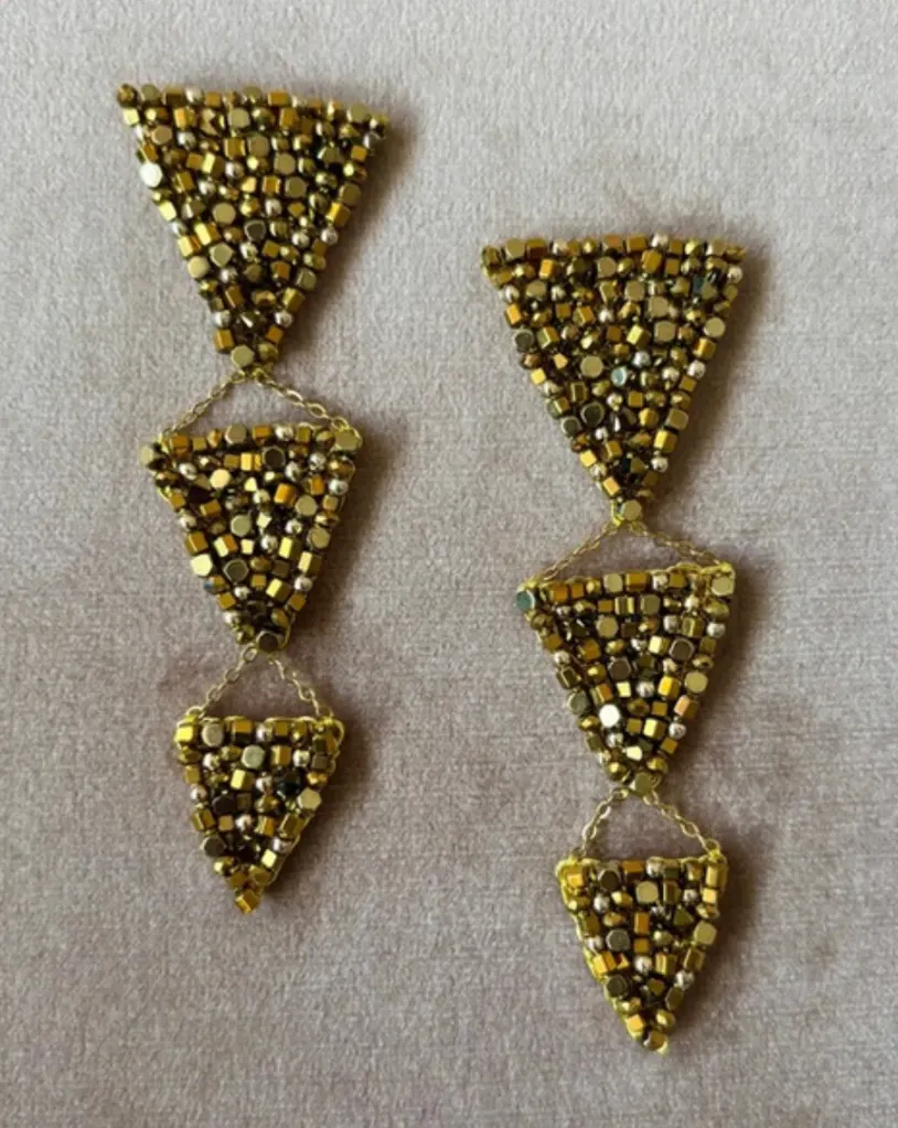 Aretes Essentials 44